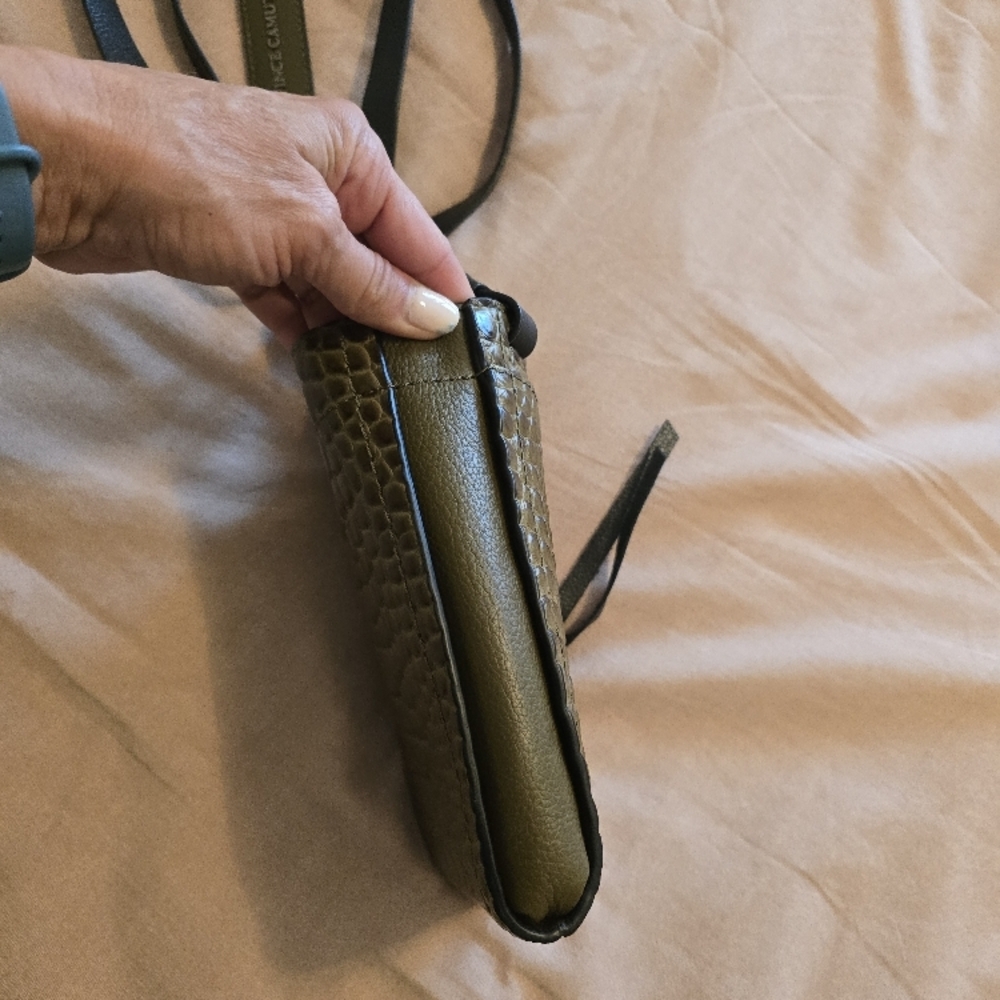 NWOT Vince Camuto army/sage green leather - Picture 8 of 15